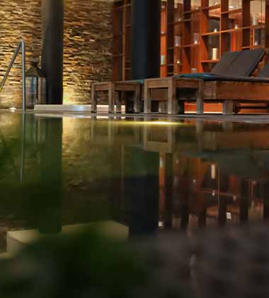 Piscina climatizada del Hotel Cottage