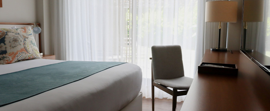 Habitación Superior de Hotel Cottage Carrasco con desayuno en la cama